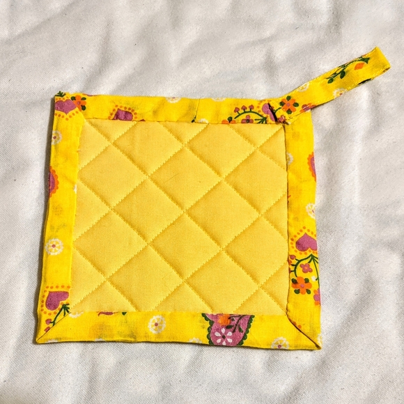 SOLD Double potholder set - Picture 5 of 8